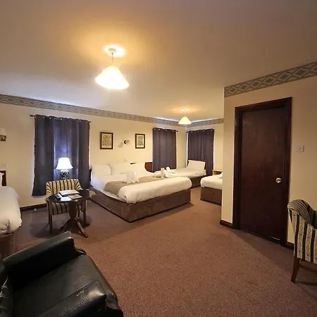 Commercial And Tourist 3* Ballinamore