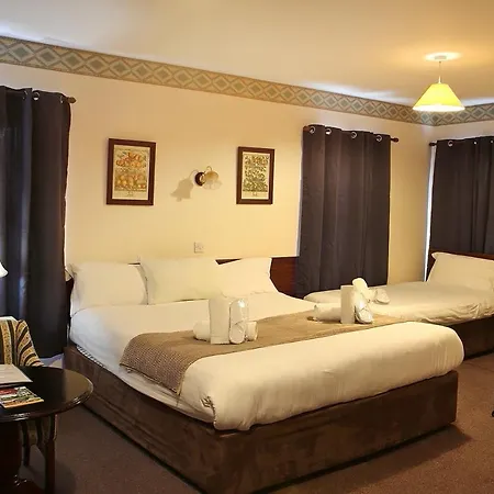 Commercial And Tourist Szálloda 3*