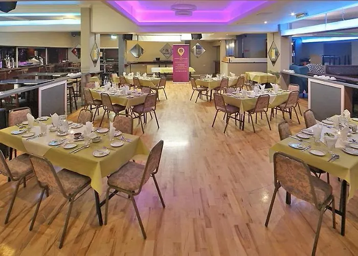 Commercial And Tourist Hotel